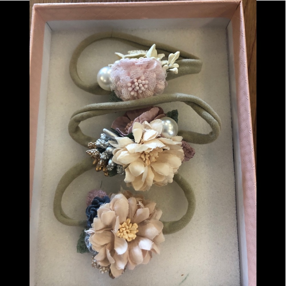 Baby floral headbands (boutique)
